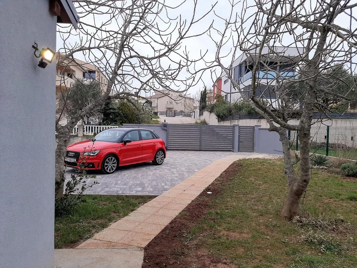 Holiday home Apartment Carla Premantura